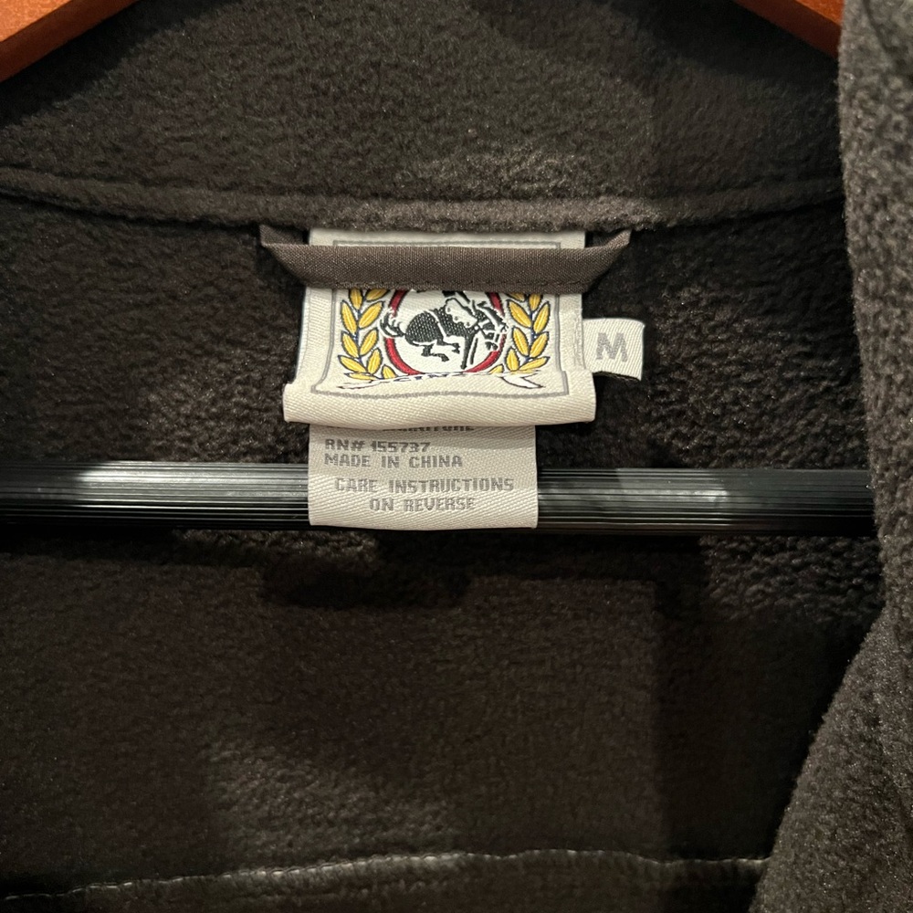 Cinch Softshell Jacket - image 3